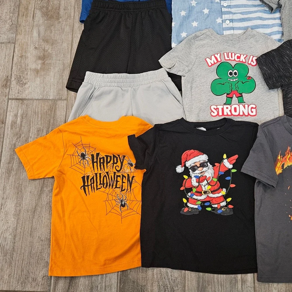 Kids Holiday Clothing Lot of 27 Boys Size 4T 4-5 Halloween Christmas St Patrick‎